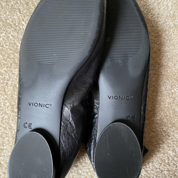 Vionic Women’s Black Ballet Flat 8M Orthotic Insole Arch. Like New condition. - Picture 3 of 6